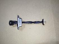 Ограничитель двери nissan qashqai j11 2013-2021 задн. прав.