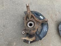 Поворотный кулак Toyota Camry 70 правый XV70 OEM 4853069085 — крупный план корпуса