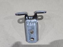 Петля двери верхняя правая передняя Toyota Camry 70 XV70 2017-2023 OEM 68230-06040 в блистере