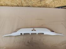 Накладка двери багажника mitsubishi outlander 3 gf 2012-2022 задн. 