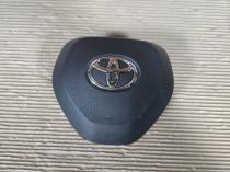 Подушка безопасности в руль toyota rav4 50 xa50 2018-  