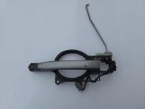Передняя левая ручка двери Mitsubishi Outlander 3 GF 2012-2022 арт. 5716A013 в отличном состоянии