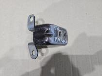 Передняя левая петля двери нижняя Nissan X-Trail T32 (2013-2021) 241761-6199 — общий вид