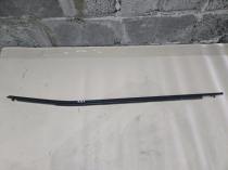 Передняя левая бархотка двери Toyota RAV4 50 XV50 OEM 68171-42010 на авторазборе