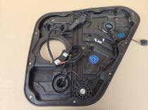 Дверная карта Hyundai Tucson TL задняя правая 83481-D3001 на складе авторазбора