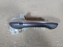 Ручка двери правая передняя Hyundai Santa Fe 4 TM 82620-2W000: внешний вид с маркировкой OEM