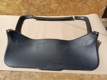 Обшивка двери багажника Toyota C-HR 2020- 64780-F4010-C0 общий вид