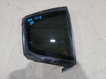 Оригинальная форточка двери Mazda 3 BM БУ OEM BT6D692001, артикул склада 223002-5718