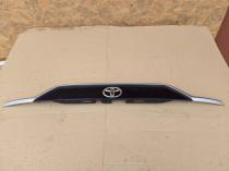 Накладка двери багажника toyota rav4 50 xa50 2018- задн. 