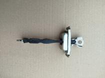 Ограничитель двери mitsubishi outlander 3 gf 2012-2022 перед. лев.