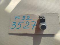 Датчик парковки nissan x-trail t32 2013-2021 задн. 