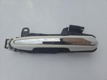 Ручка двери задняя левая Toyota RAV4 50 69211-42080 — проверка состояния пластика